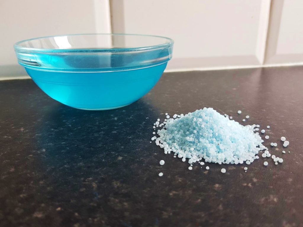 Naturfarben, Farben, Pflanzenfarbstoffe, Flavonoide, Naturfarben herstellen, pflanzliche Farbstoffe