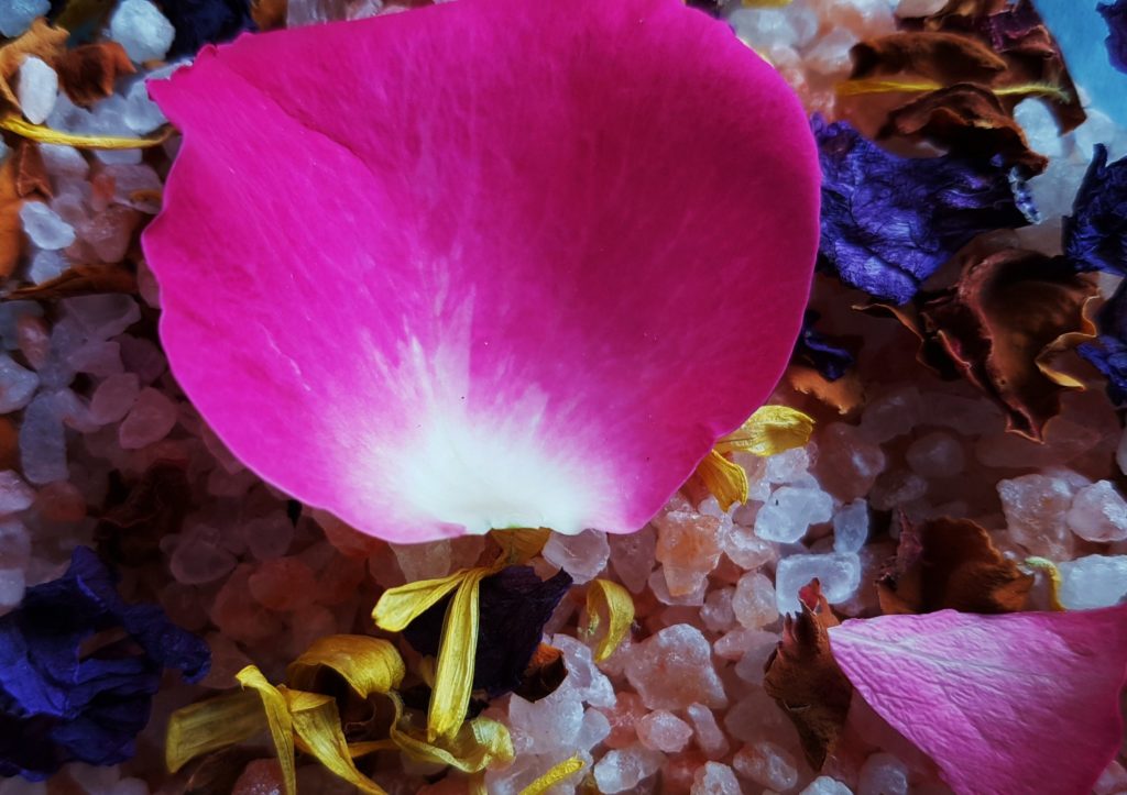 Himalayasalz, Badesalz, Badezusatz, Rosen, Ringelblumen, Malve