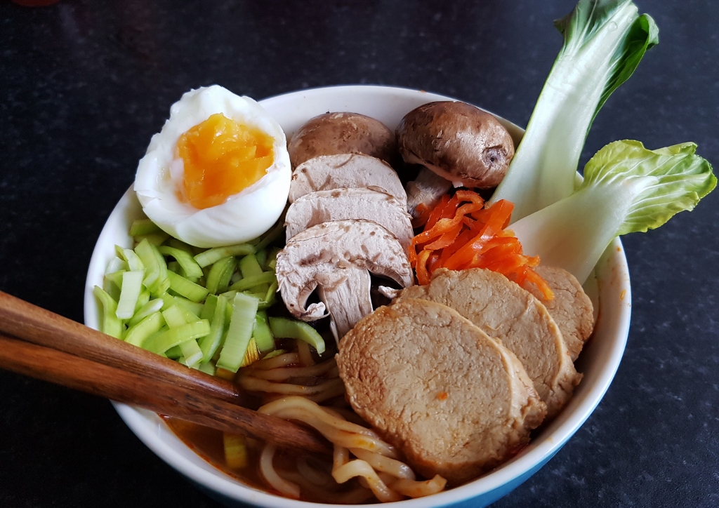Ramen, Pak Choi, Tofu, Shiitake-Pilze