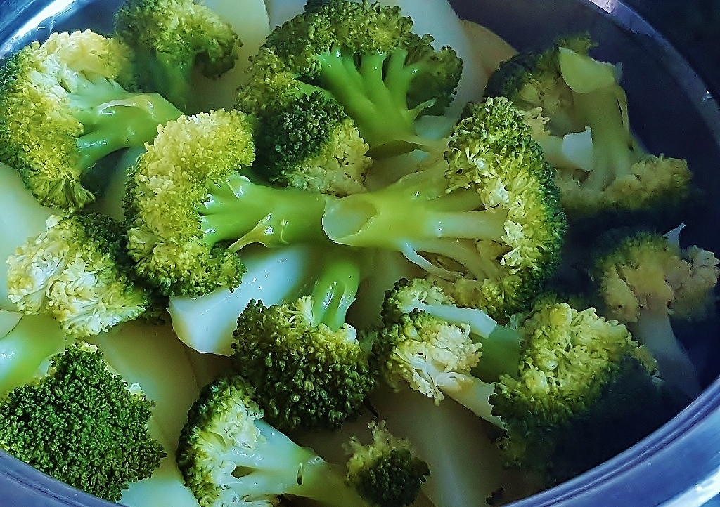Broccoli, Brokkoli, Brokkoli dampfgaren, Brokkoli zubereiten