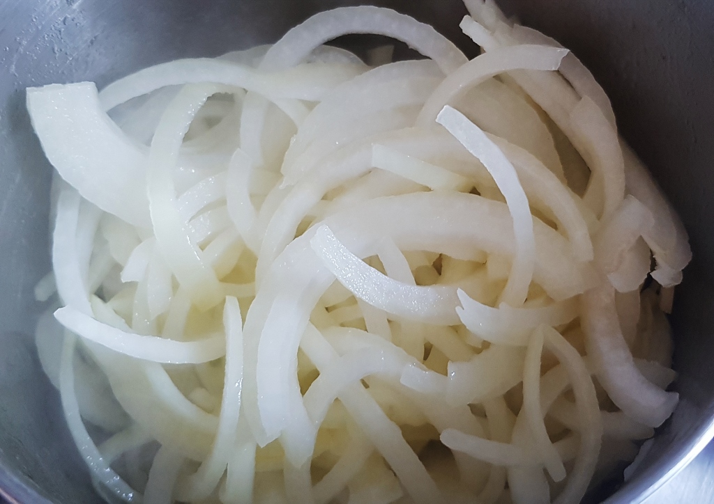 Zwiebelsuppe, Zwiebeln, Speisezwiebel