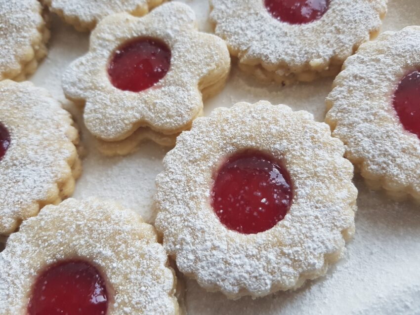 Spitzbuben, Linzer Augen, Empire Biscuit, Plätzchen, Weihnachtsplätzchen