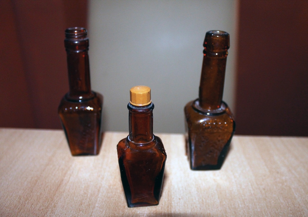 Maggi, Mggikraut, Maggi-Würze, Flasche
