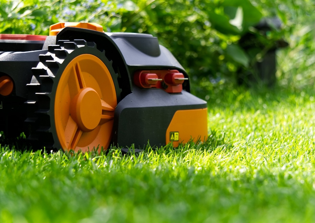 Rasenmähen, nachhaltig, ökologisch, Mähroboter