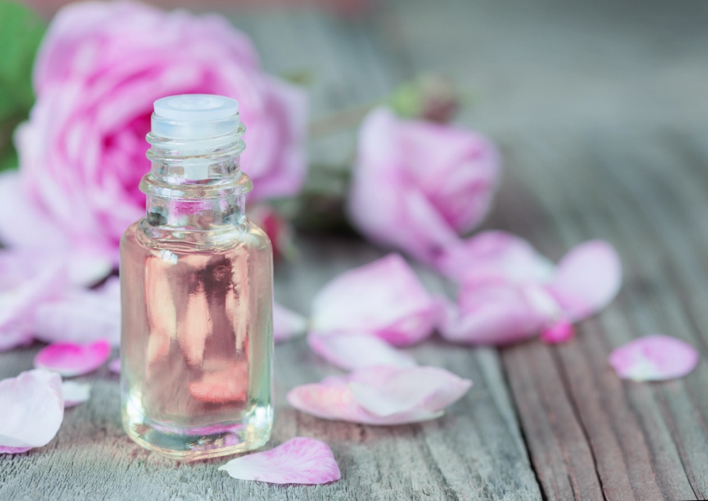 Reinigungswasser, Rosenwasser, Naturkosmetik