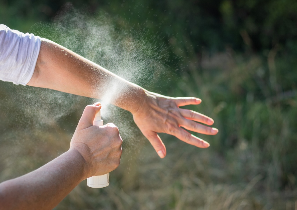 Mückenspray selber machen, Mückenspray, Mücken, Tropenmücken, Risikogebiete