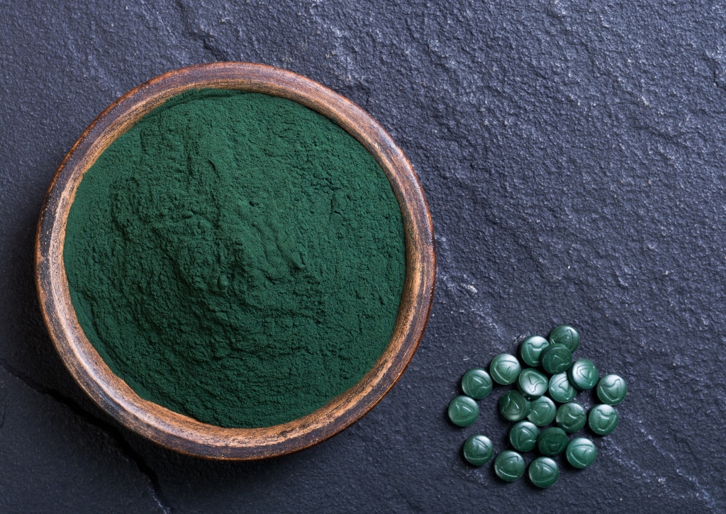 Spirulina, Spirulina platensis, Arthrospira platensis, Spirulina-Pulver