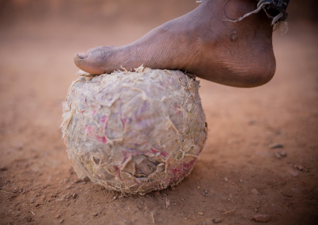Upcycling, Fußball aus Plastikmüll